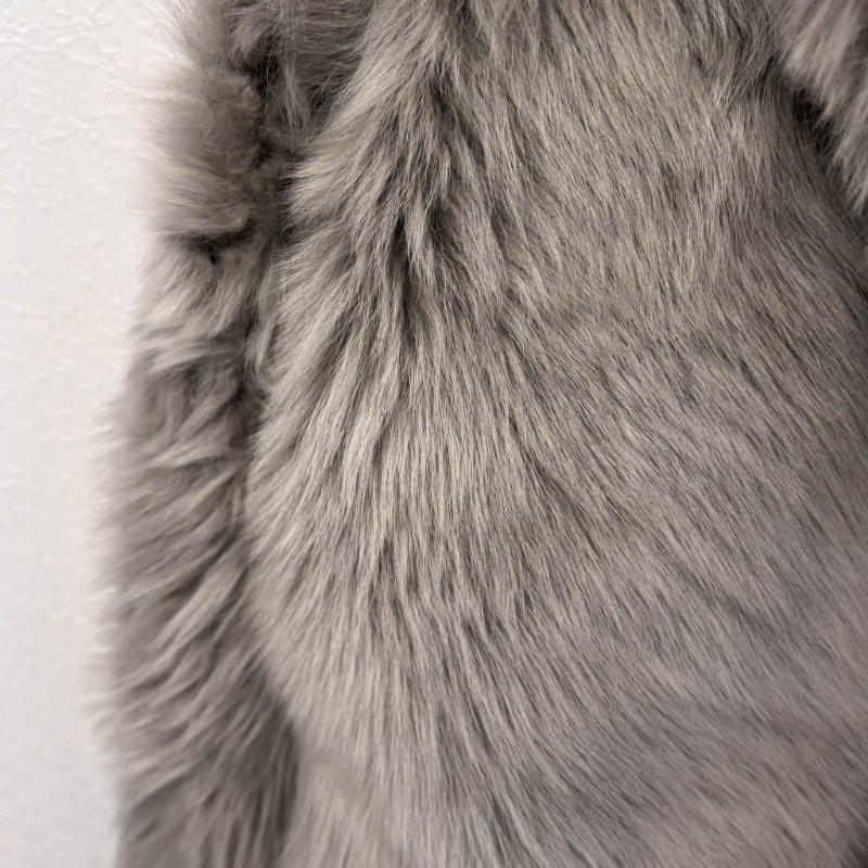 ::LOEWE::  羅意威 灰色秋冬羔羊皮草外套 36號-4