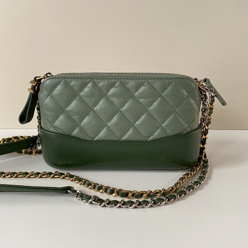 CHANEL Gabrielle 抹茶綠 羊皮 金鍊 MINI 流浪包 WOC-2