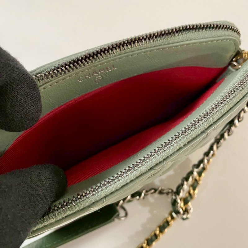 CHANEL Gabrielle 抹茶綠 羊皮 金鍊 MINI 流浪包 WOC-7