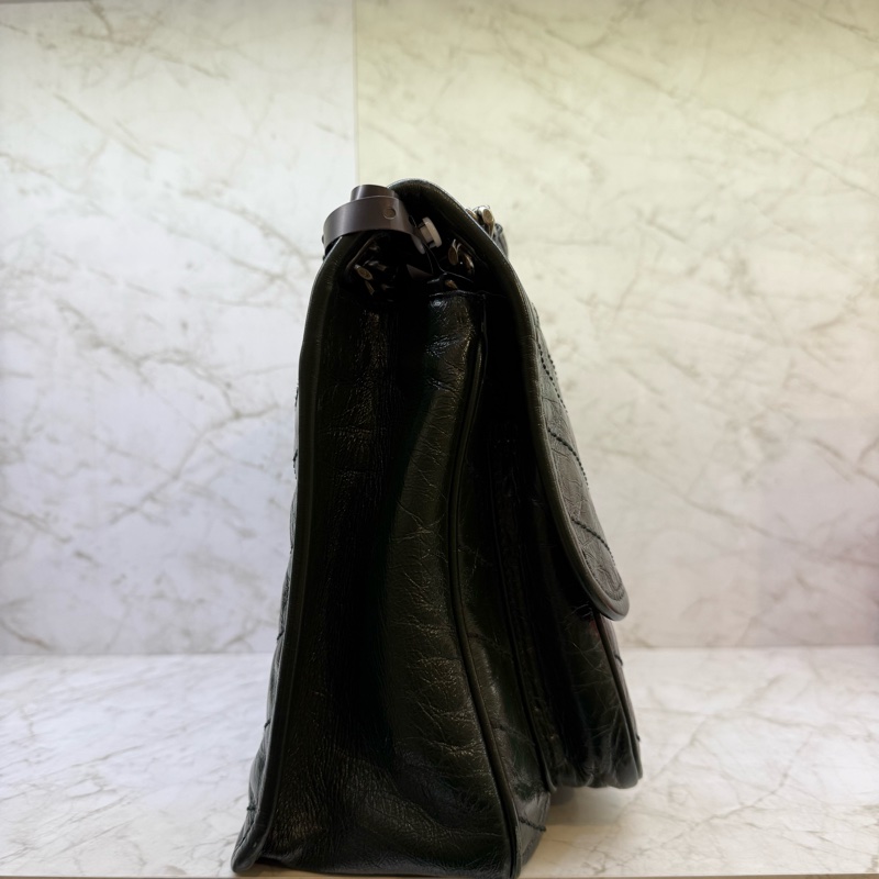 YSL 中款綠色銀鍊NIKI包-3