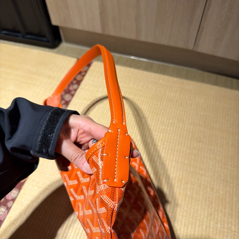 Goyard orange HOBO-1