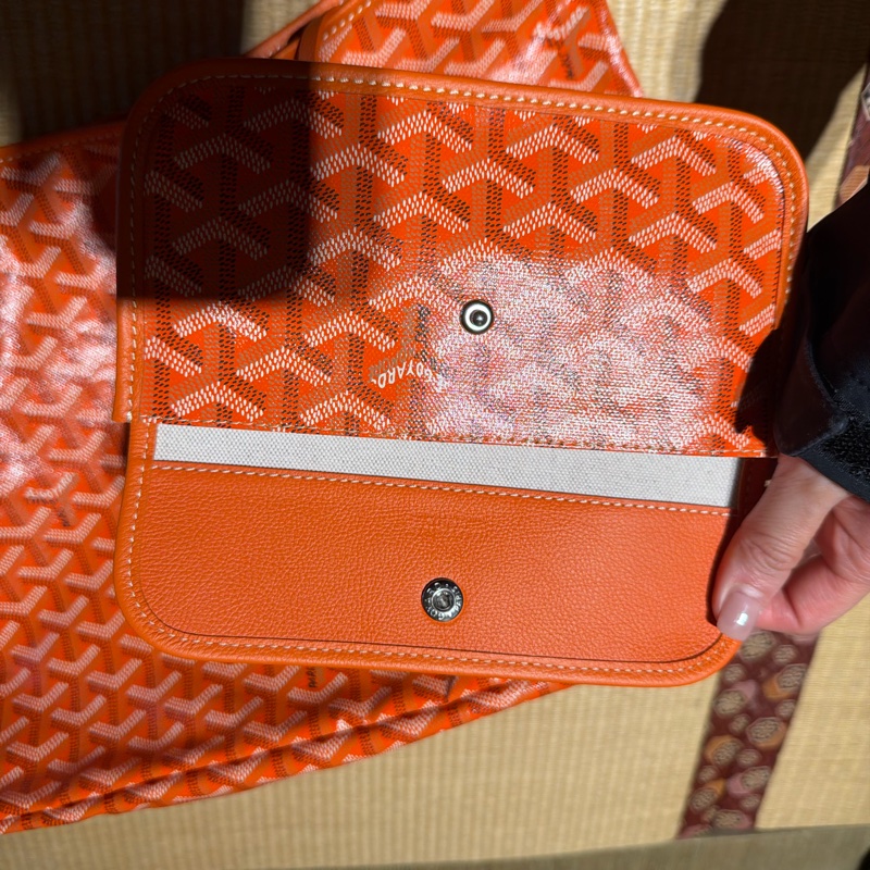 Goyard orange HOBO-3