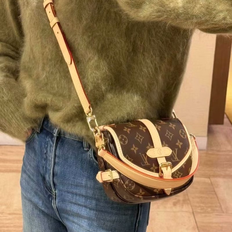 LOUIS VUITTON Saumur BB雙子星馬鞍包-8