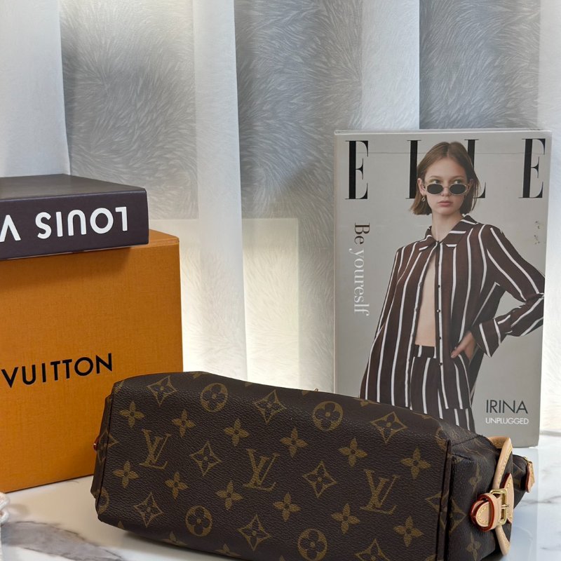 LOUIS VUITTON Odyssee束口單肩包-5