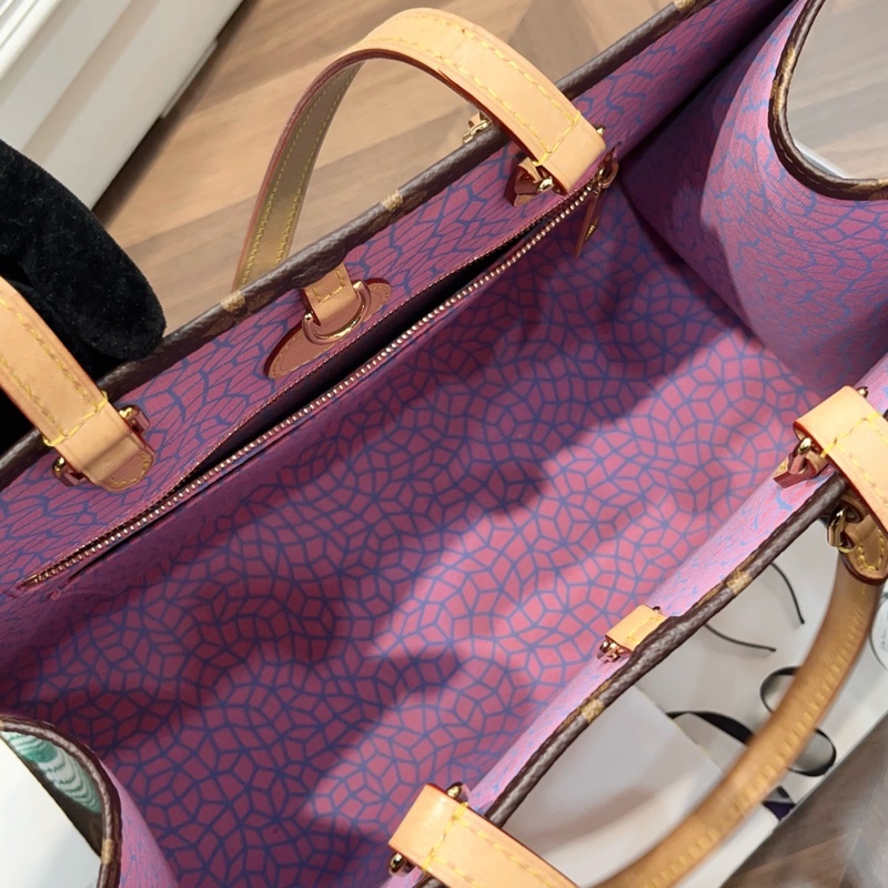 LV 23年秀款限定 草間彌生聯名款 on the go中號約35x27 夢幻南瓜稀有款托特包-8