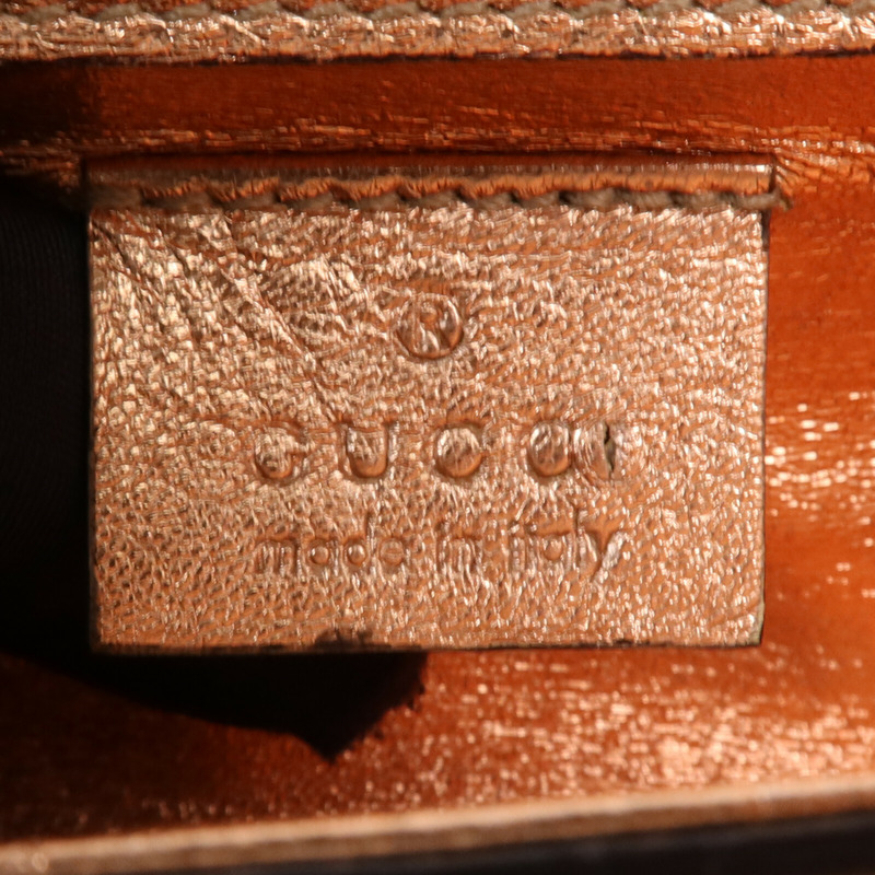 GUCCI 牛皮皮革Clutch金扣手拿包-6