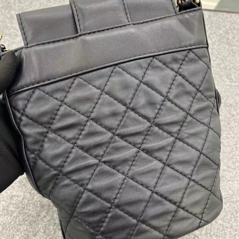 Chanel 香奈兒黑金 薯條包 水桶包-3