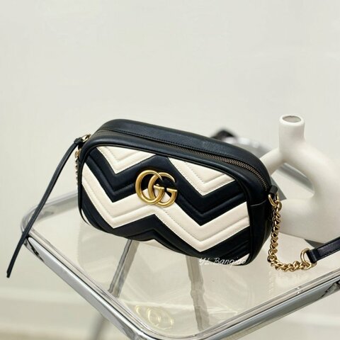 Gucci Marmont黑白山型紋相機包447632