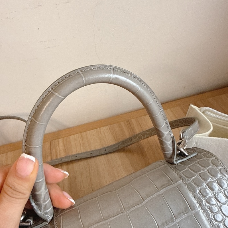 Balenciaga巴黎世家灰色鱷魚壓紋沙漏包小號-22