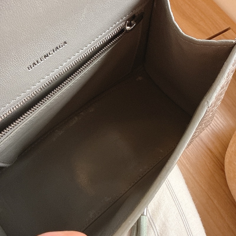 Balenciaga巴黎世家灰色鱷魚壓紋沙漏包小號-24