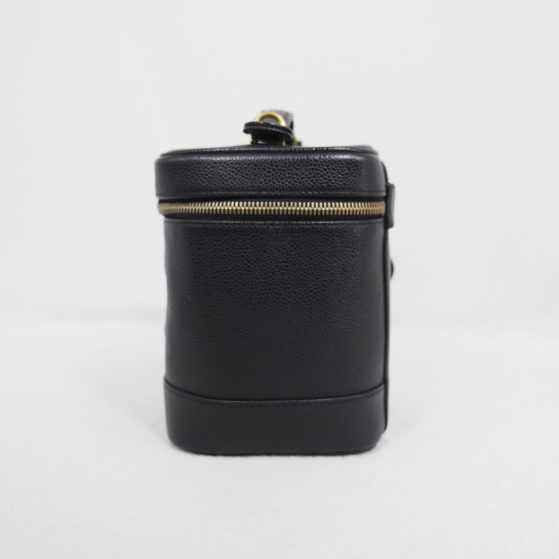 CHANEL 荔枝皮黑金直身 vanity Box-3