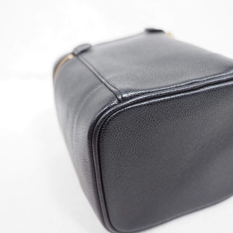 CHANEL 荔枝皮黑金直身 vanity Box-8