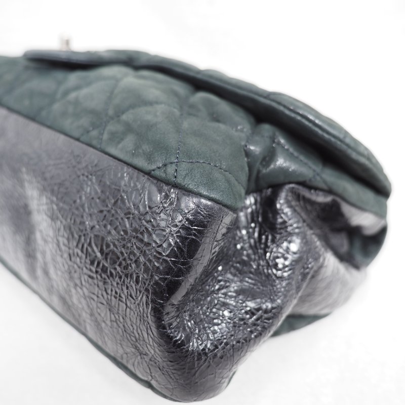 CHANEL "In the Mix" flap bag 37cm-7