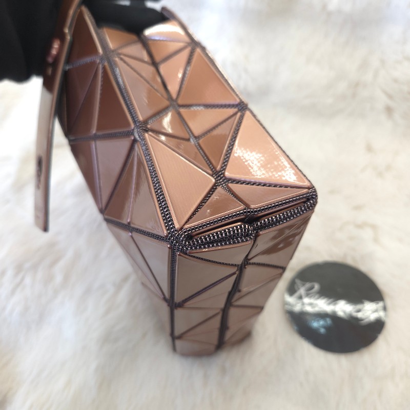 Issey Miyake Bao Bao Carat 3x3 手提包 亮銅-4