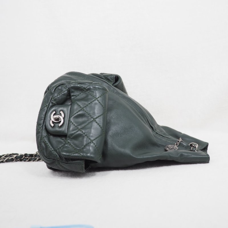 CHANEL 軍綠色兩用背囊-2