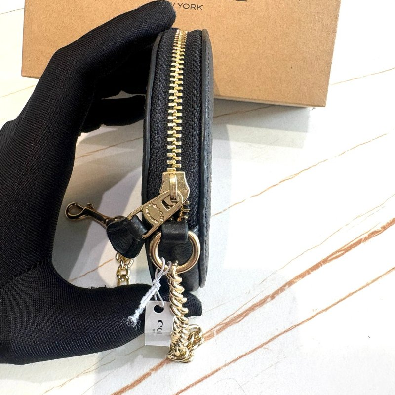 *SHIHNA名牌精品* COACH 圓形山羊座零錢包-1