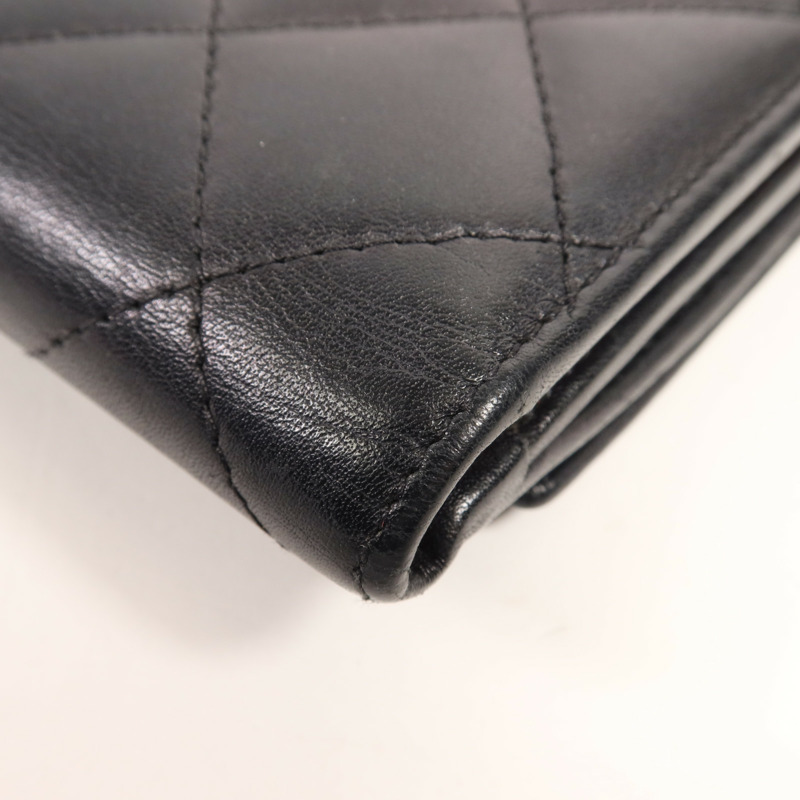 CHANEL 牛皮皮革Cambon Wallet銀扣錢包-10