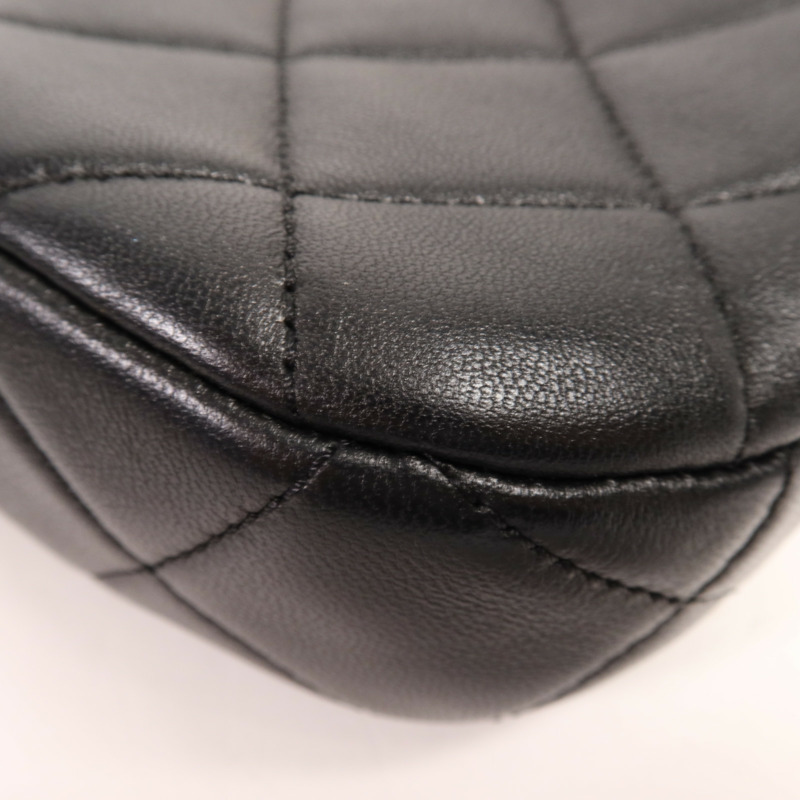 CHANEL 牛皮皮革Hobo金扣鏈帶肩背袋-5