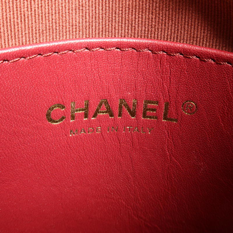 CHANEL 牛皮皮革Hobo金扣鏈帶肩背袋-10