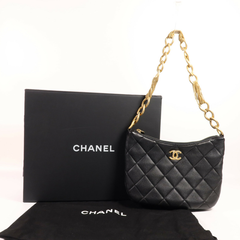 CHANEL 牛皮皮革Hobo金扣鏈帶肩背袋-13