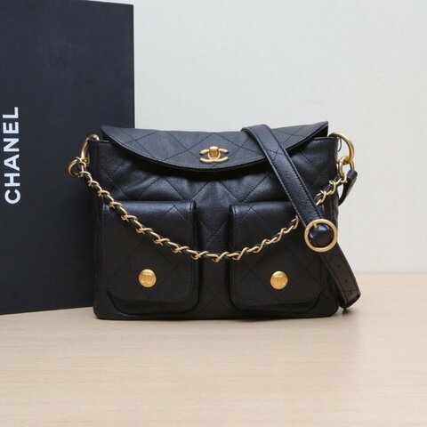 CHANEL Suppletwins24P嬉皮Hobo郵差包小號24.5黑色荔枝牛皮晶片開金扣肩背包