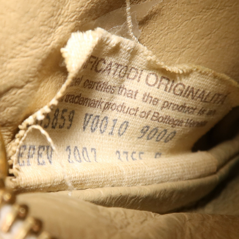 BOTTEGA VENETA 羊皮皮革Card Case金扣卡片套-6