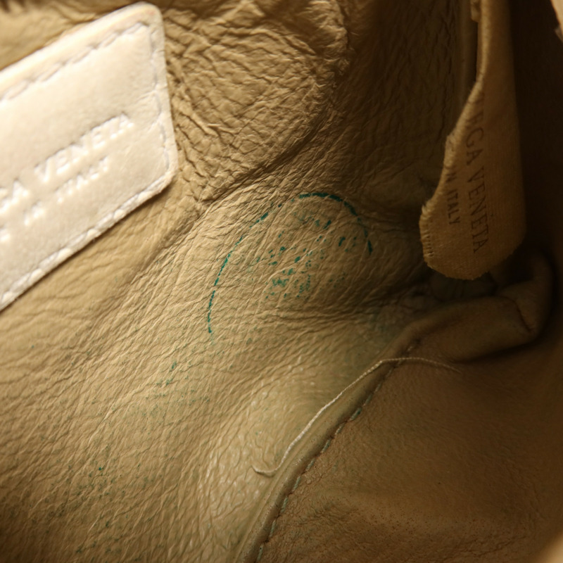 BOTTEGA VENETA 羊皮皮革Card Case金扣卡片套-11