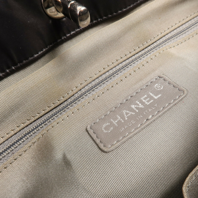 CHANEL 尼龍Shoulder Bag銀扣鏈帶肩背袋-13