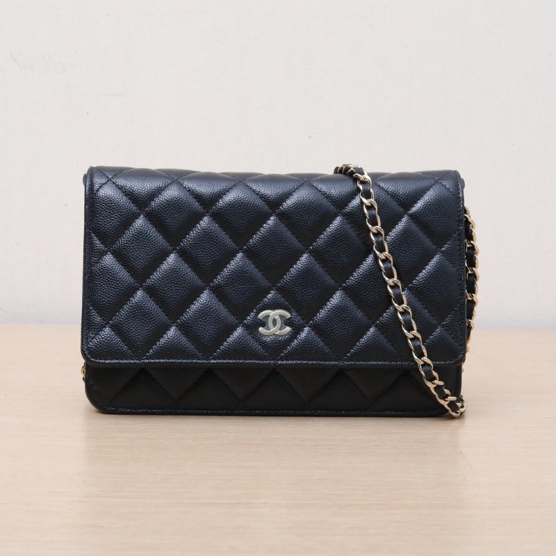 CHANEL CFWOC19黑色荔枝牛皮29開金扣肩背包-1