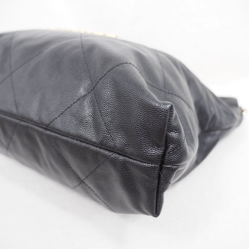 CHANEL 22 黑荔枝皮金扣中號-8