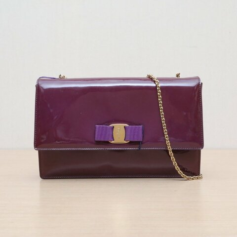 Salvatore Ferragamo 紫紅色漆皮蝴蝶結織帶斜挎包肩背包