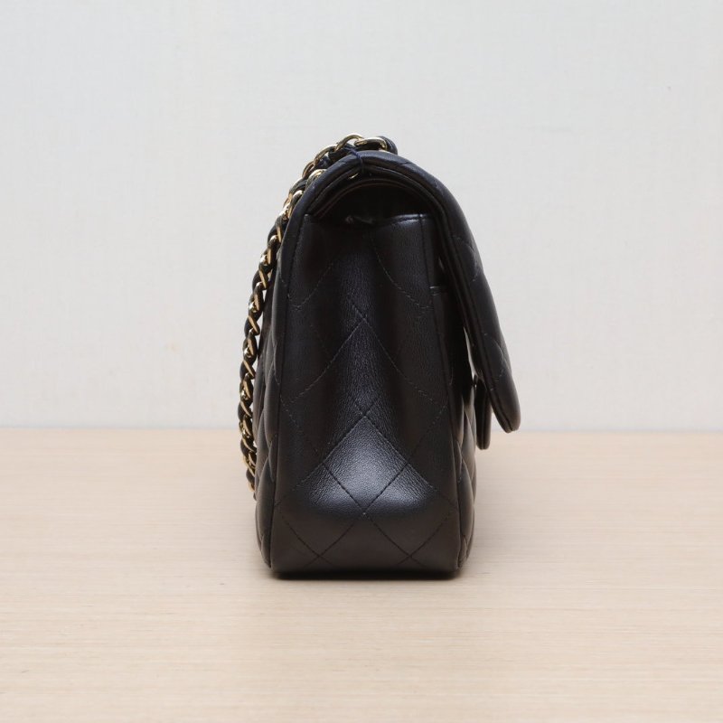 CHANEL CF口蓋包JUMBO30黑色羊皮15開金扣肩背包-3