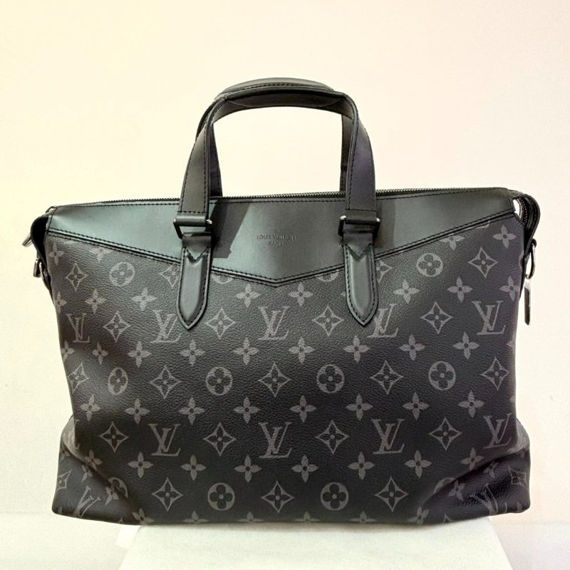 LV黑原花手提肩背公事包-0