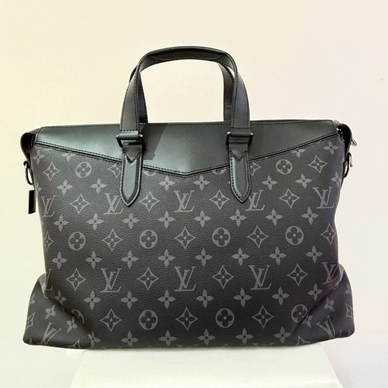 LV黑原花手提肩背公事包-1