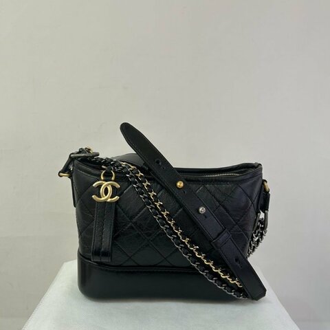 CHANEL黑金流浪包-小
