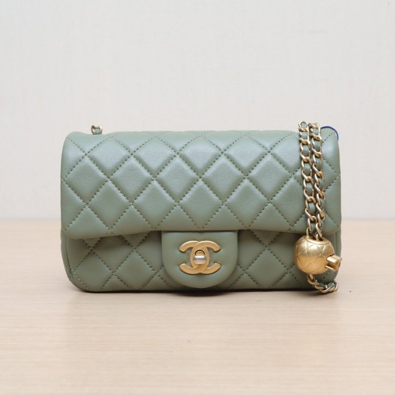 CHANEL CF口蓋包大Mini20綠色羊皮晶片開金扣金球調節扣肩帶肩背包-1
