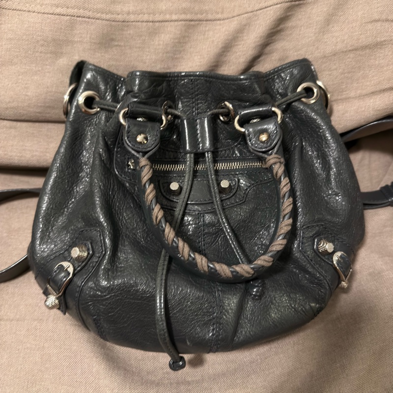 Balenciaga 水桶機車包-0