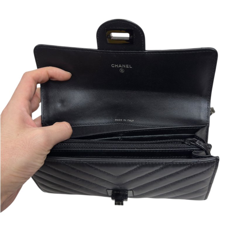 CHANEL *自加鏈＞送無品牌扣＋無品牌鏈帶* 2.55 長銀包 WOC-20