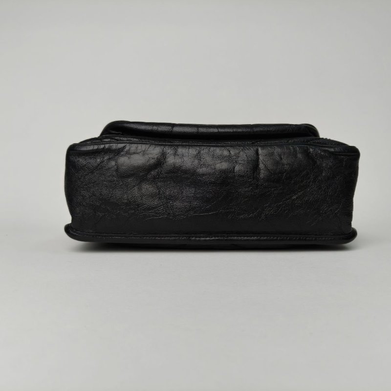 SAINT LAURENT Niki中號28黑色牛皮黑扣肩背包-4