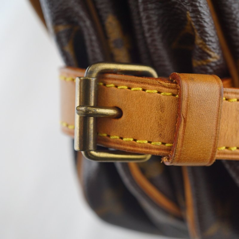 LV M42256 SAUMUR 30 雙面馬鞍包 斜背包 肩背包-23