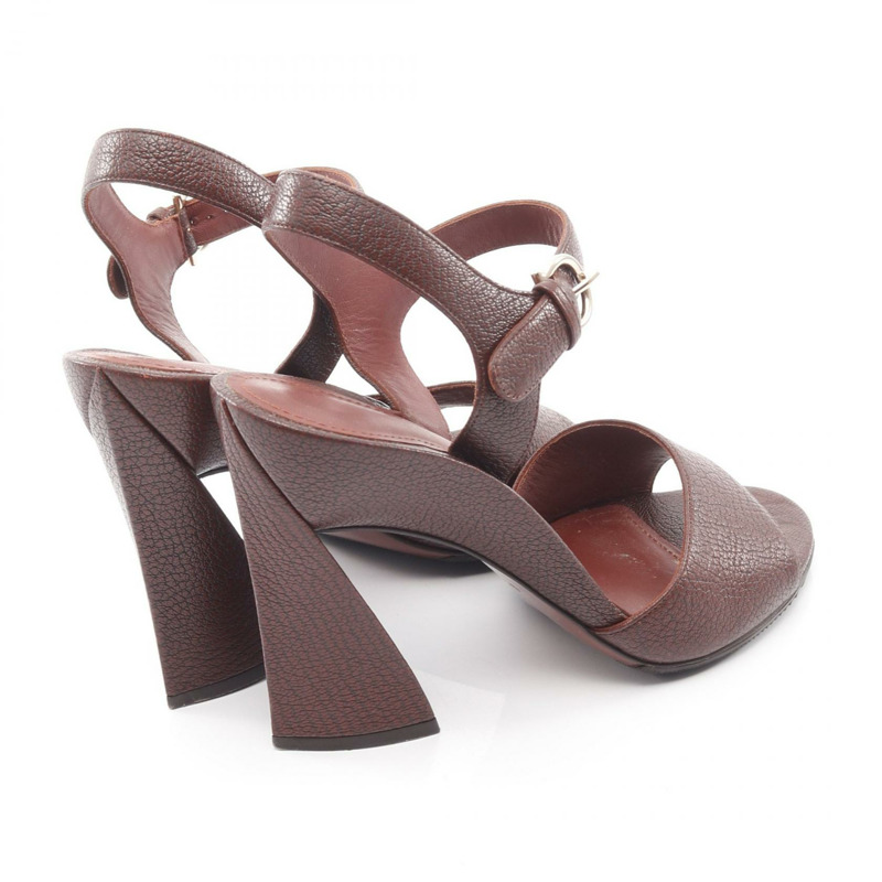 Salvatore Ferragamo Gancini 女士皮涼鞋，波爾多紅，6.5碼，二手。-1