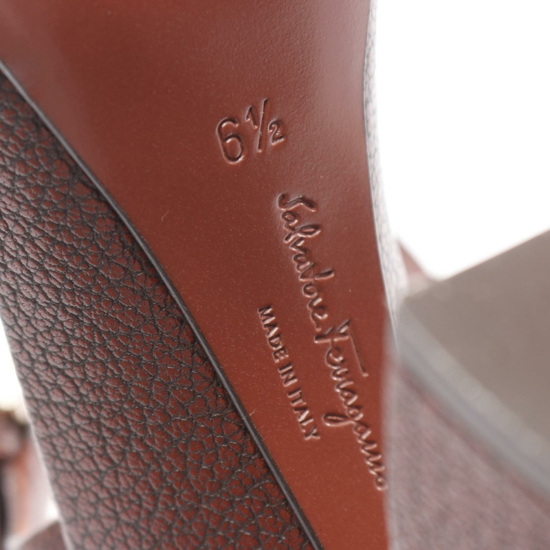 Salvatore Ferragamo Gancini 女士皮涼鞋，波爾多紅，6.5碼，二手。-5