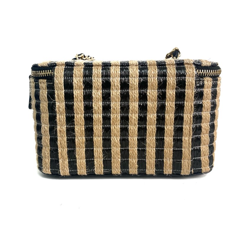 △ Chanel 香奈兒 Black And Beige Raffia East West Chain Shoulder Vanity Case AP1999 No.30 黑色和淺褐色拉菲草金色金屬鎖鏈化妝箱No.30 - 257020914-2