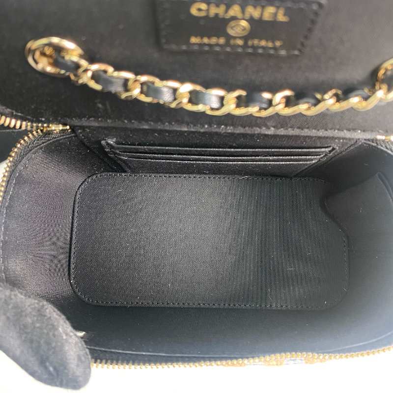 △ Chanel 香奈兒 Black And Beige Raffia East West Chain Shoulder Vanity Case AP1999 No.30 黑色和淺褐色拉菲草金色金屬鎖鏈化妝箱No.30 - 257020914-17
