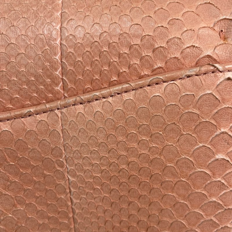 △ Chanel 香奈兒 Pink Python Silver Tone Metal Chain Shoulder Bag No.18 粉紅色蛇皮銀色金屬鎖鏈肩背袋No.18 - 257021236-20