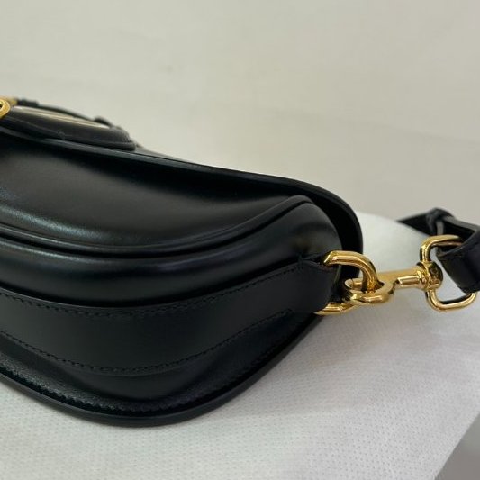 DIOR黑小牛皮Bobby East-West 新月包-5