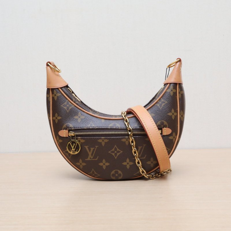 LOUIS VUITTON Loop豌豆包老花PVC金扣晶片肩背包-1