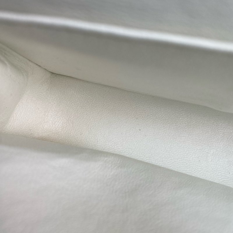 △ Chanel 香奈兒 CF25 White Caviar Skin Silver Tone Metal Double Flap Chain Shoulder Bag A01112 No.11 白色粒紋小牛皮銀色金屬鎖鏈肩背袋No.11 - 257021259-16