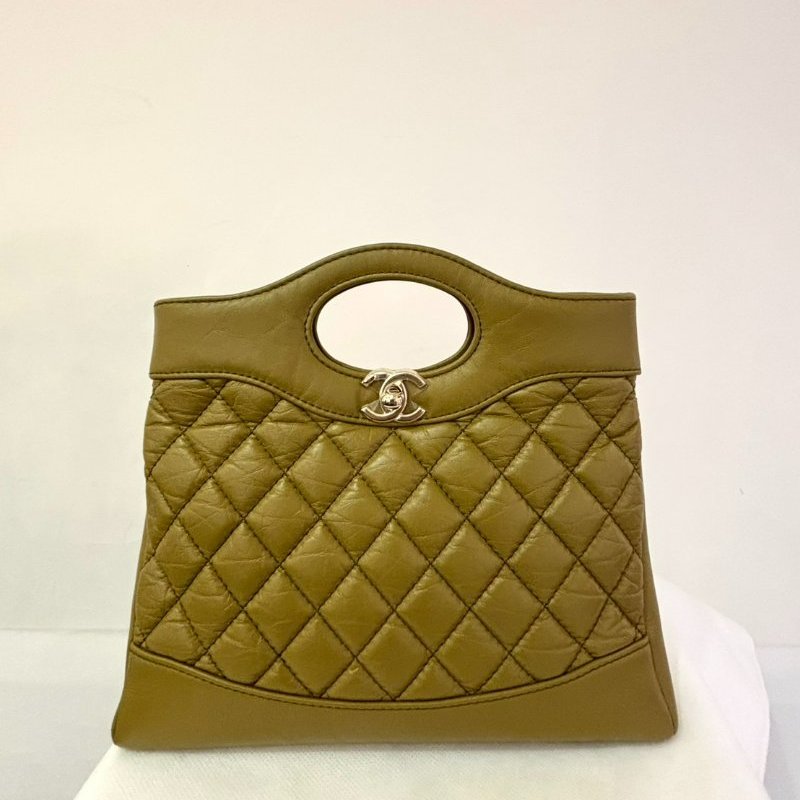CHANEL草綠色金釦31 Bag Mini-0