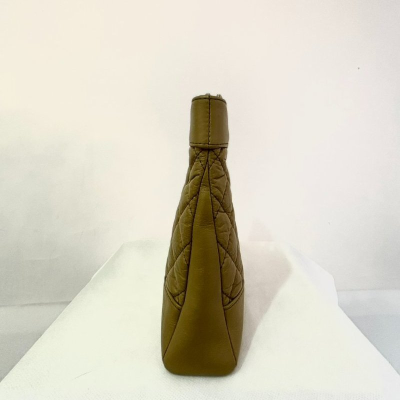 CHANEL草綠色金釦31 Bag Mini-8